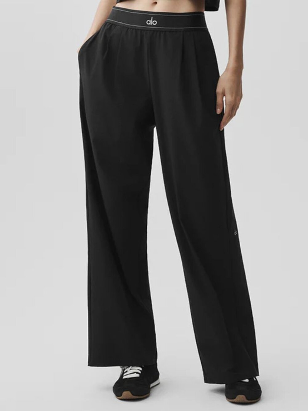 ALO Yoga Suit Up Trouser🖤Classic Black (Regular) Casual Office /NWT💓 - Picture 8 of 9